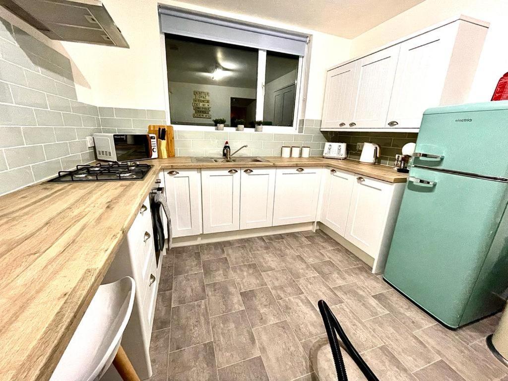 バリー・ポートHarbour Loft! Newly Refurbished 3 Bed Flat!アパートメント エクステリア 写真