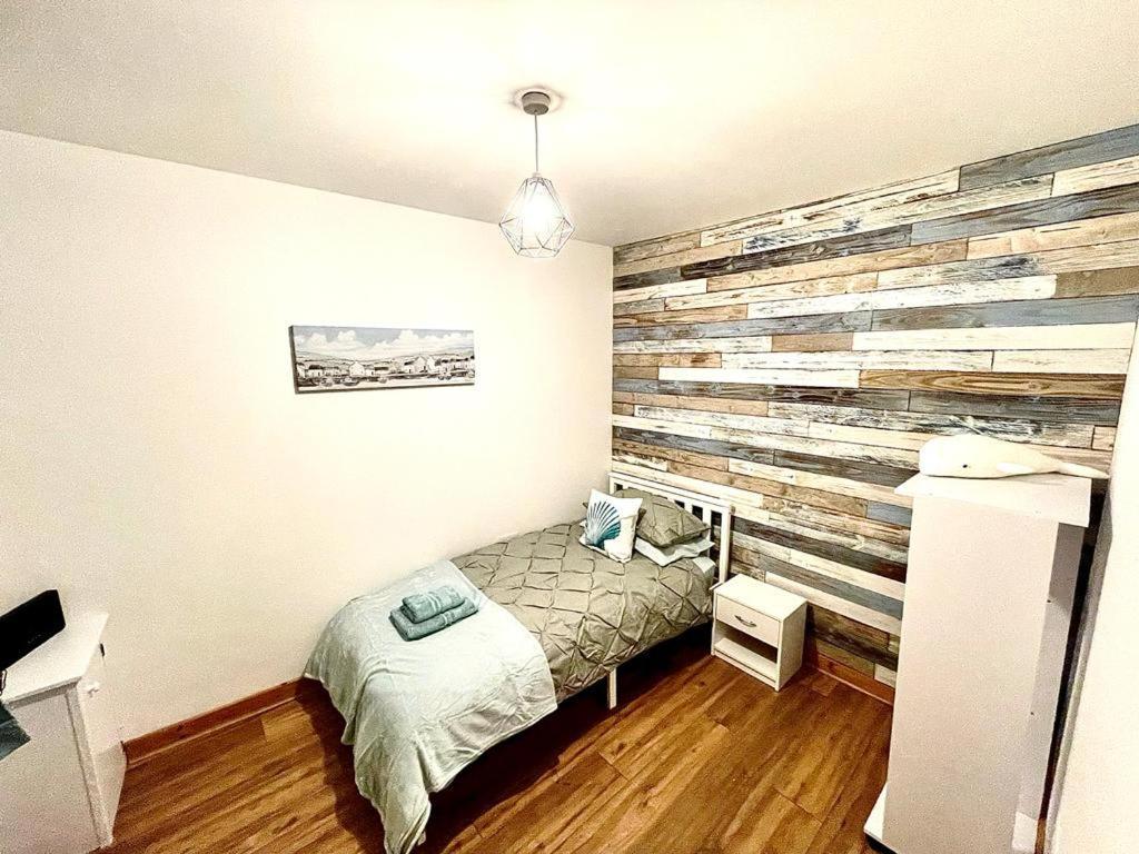 バリー・ポートHarbour Loft! Newly Refurbished 3 Bed Flat!アパートメント エクステリア 写真